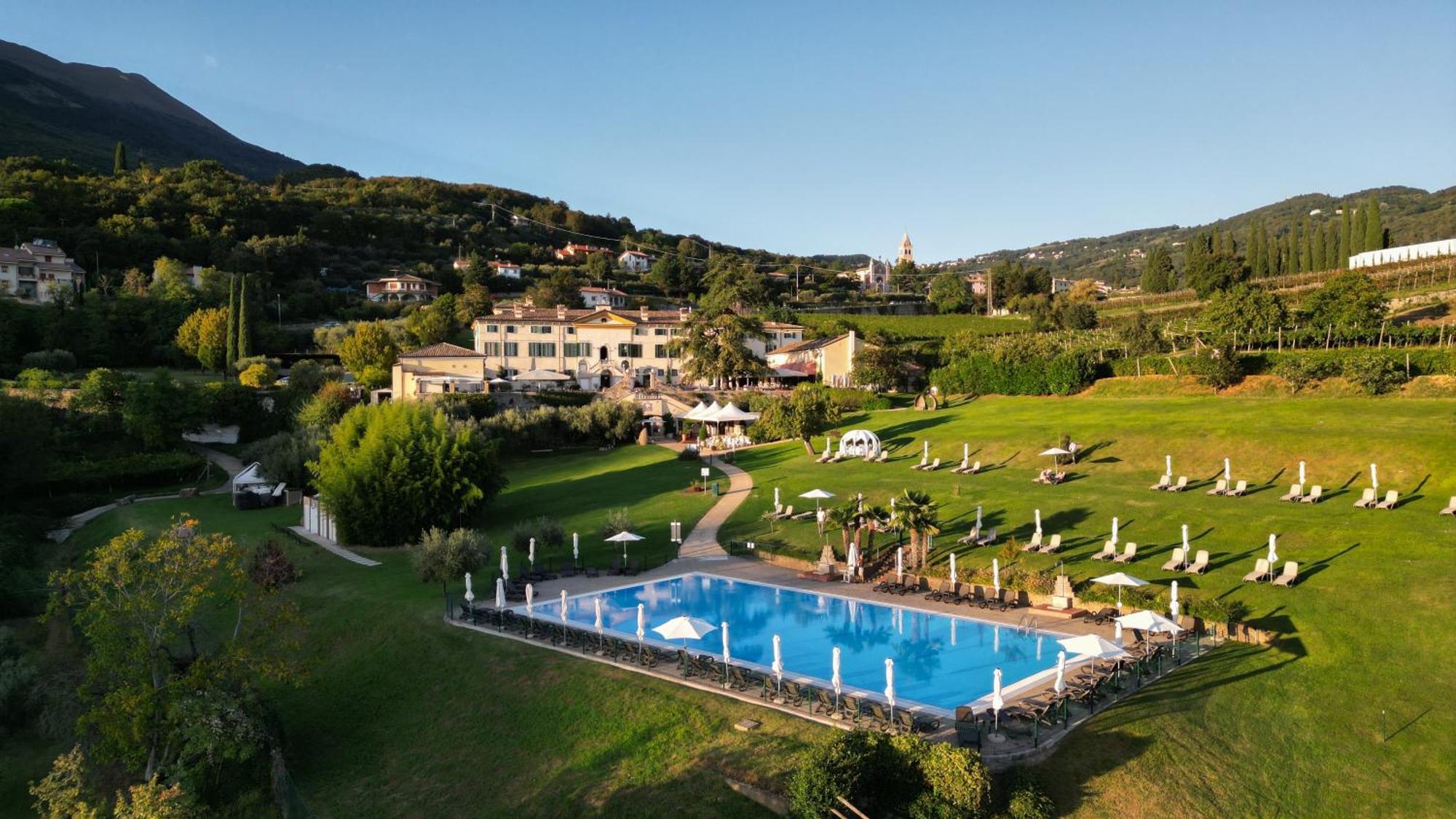 Hotel Villa Cariola Caprino Veronese Luaran gambar