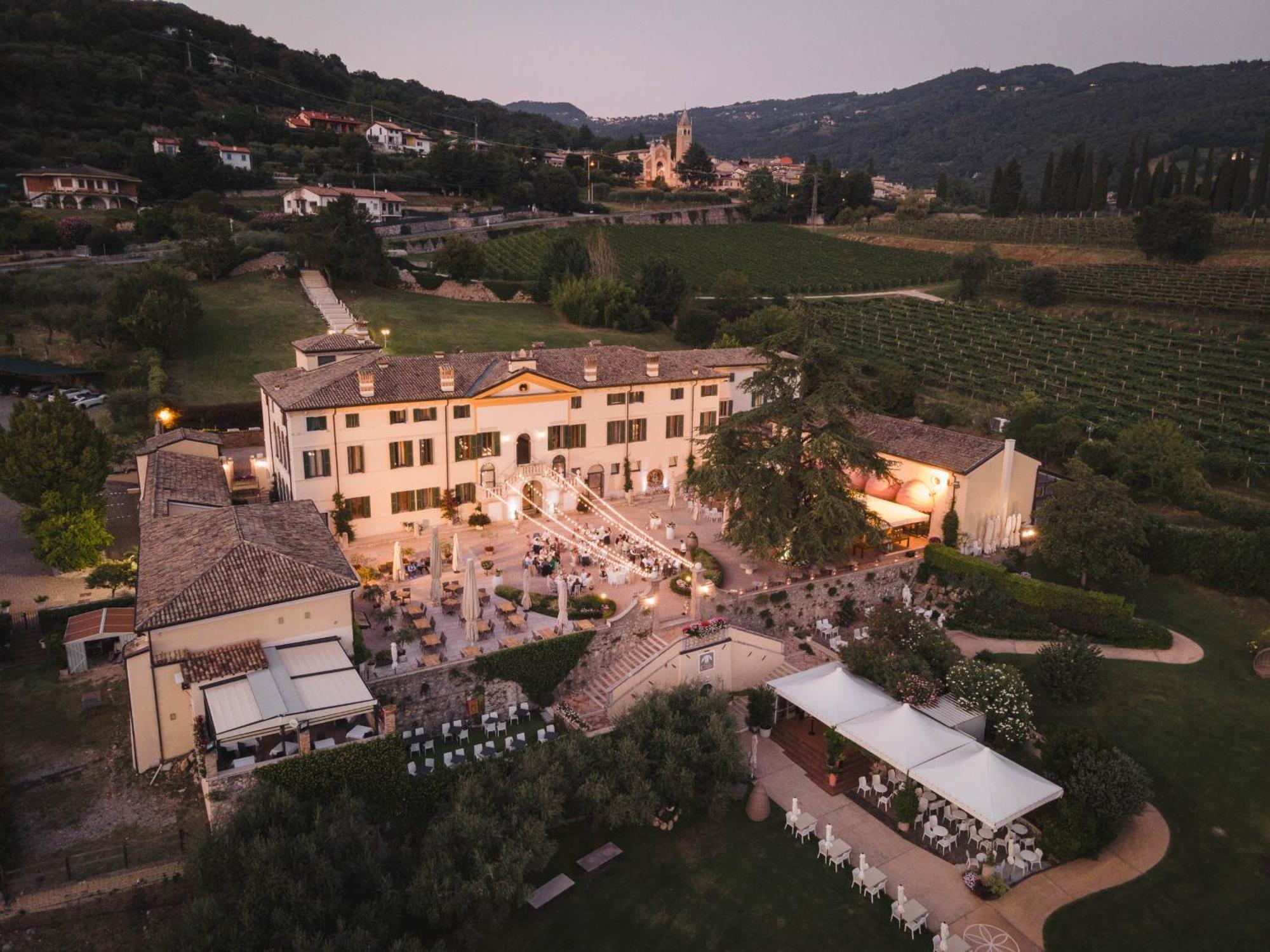 Hotel Villa Cariola Caprino Veronese Luaran gambar